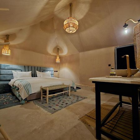 Sahara Glamping Merzouga Bagian luar foto