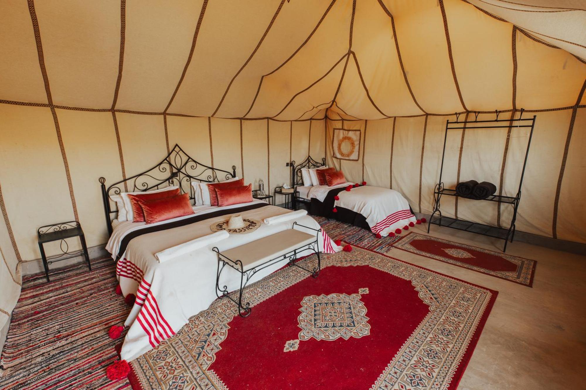 Sahara Glamping Merzouga Bagian luar foto