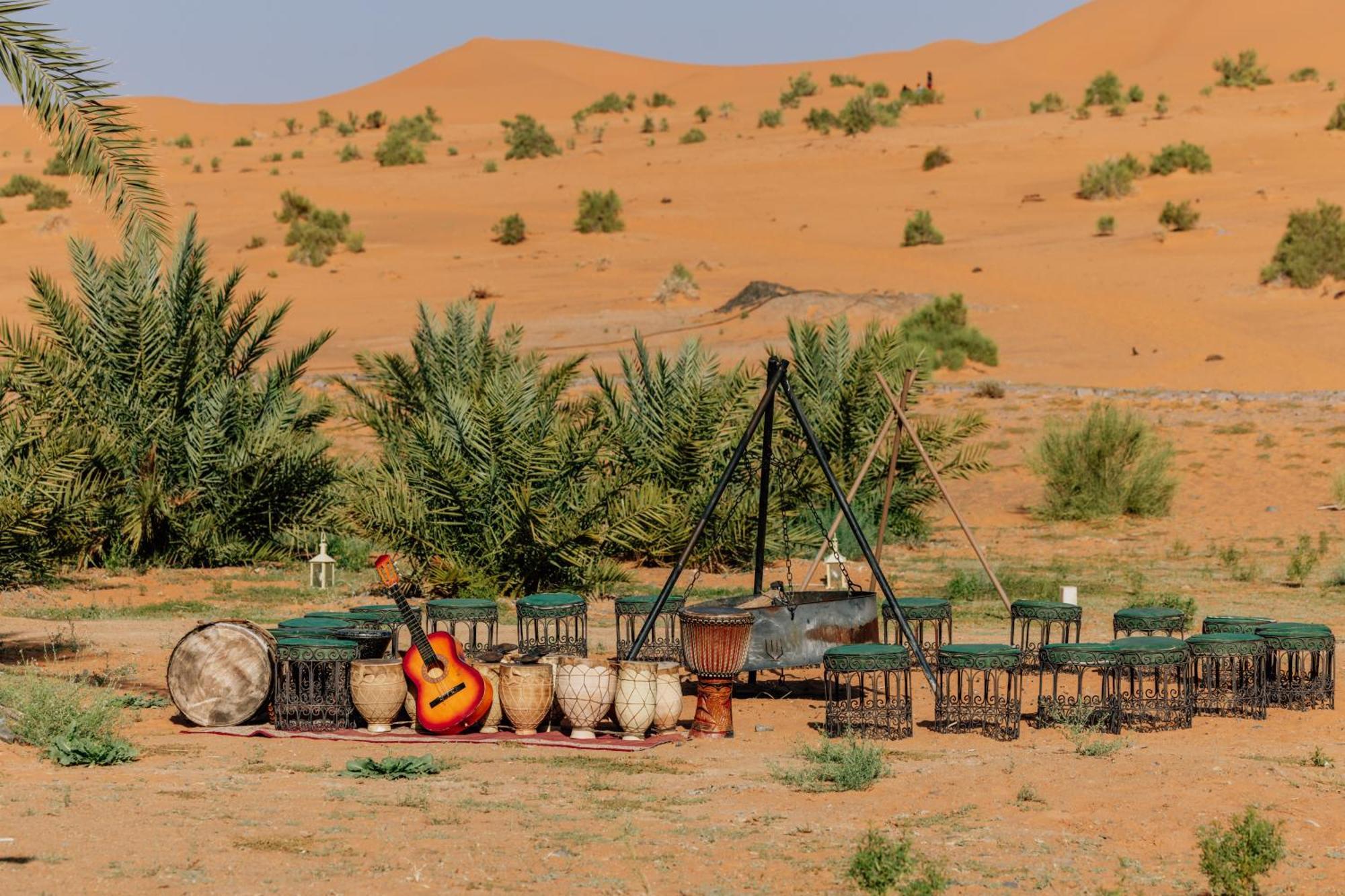 Sahara Glamping Merzouga Bagian luar foto