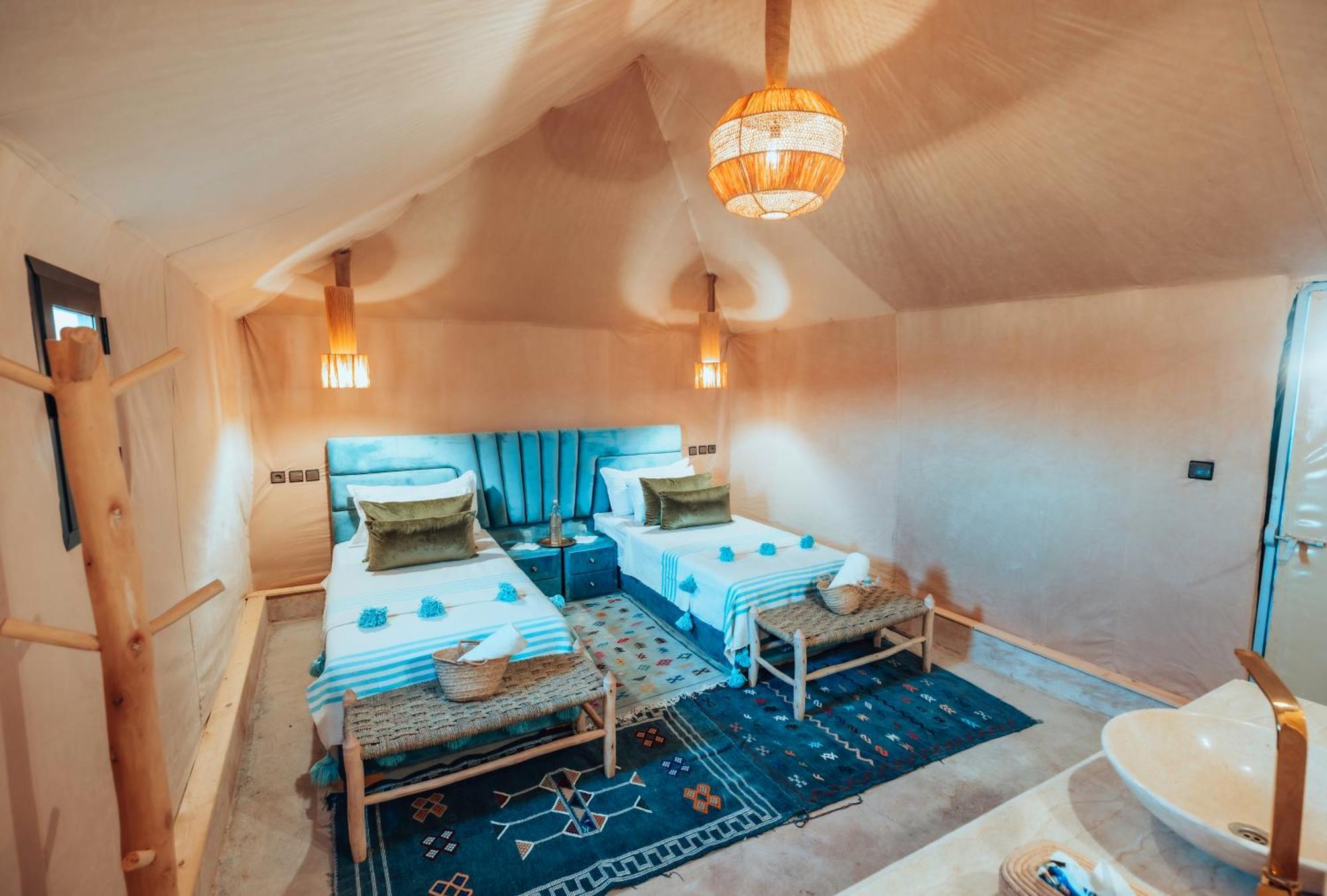 Sahara Glamping Merzouga Bagian luar foto